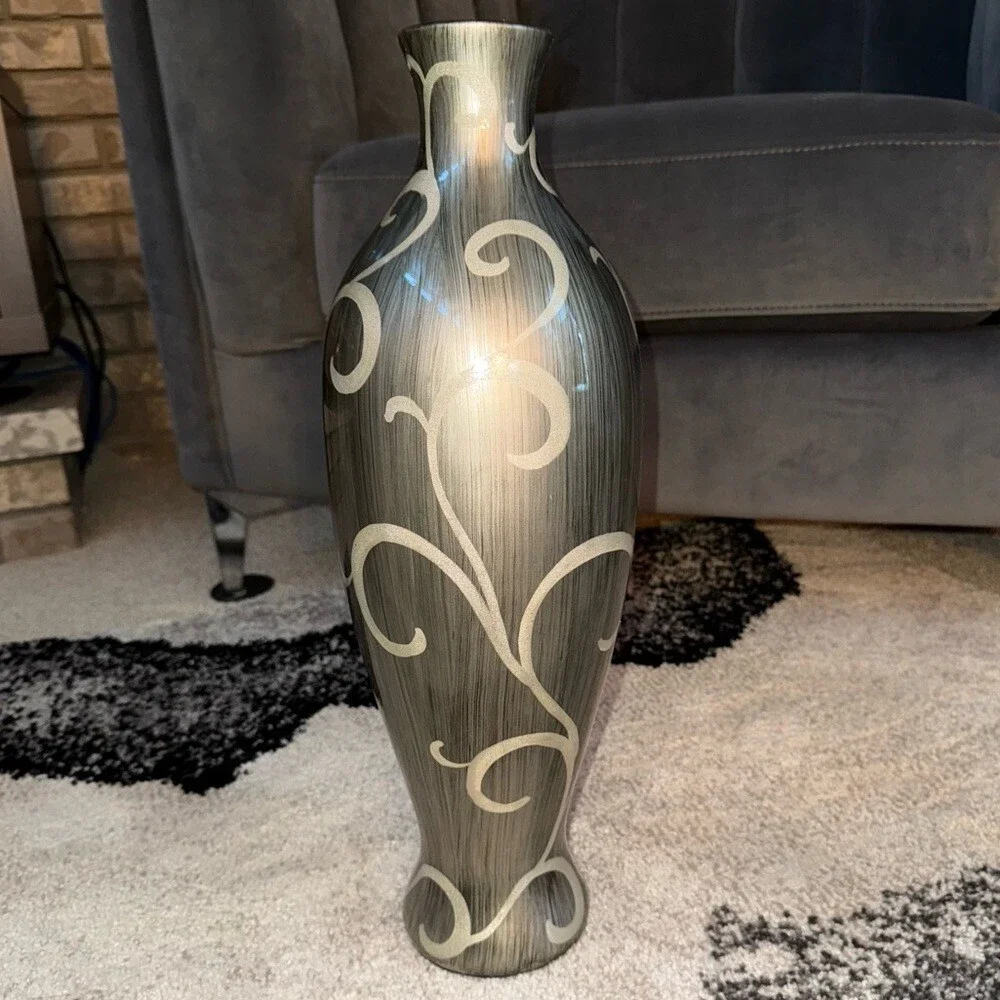 Case large swirls shiny silver beige shiny Elegant Gray and Cream Vase